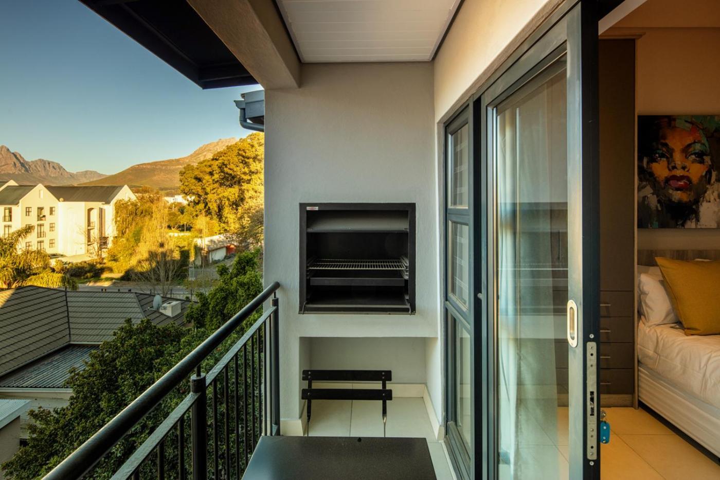 The Den Apartments By Raw Africa Collection Stellenbosch Eksteriør billede
